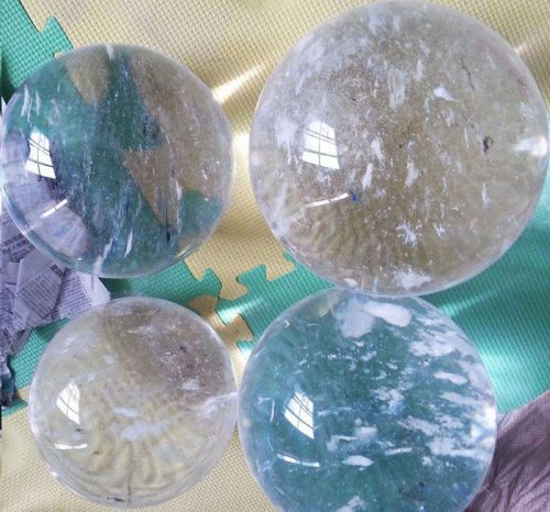 怎样挑选水晶和猫眼碧玺_文玩鉴赏网